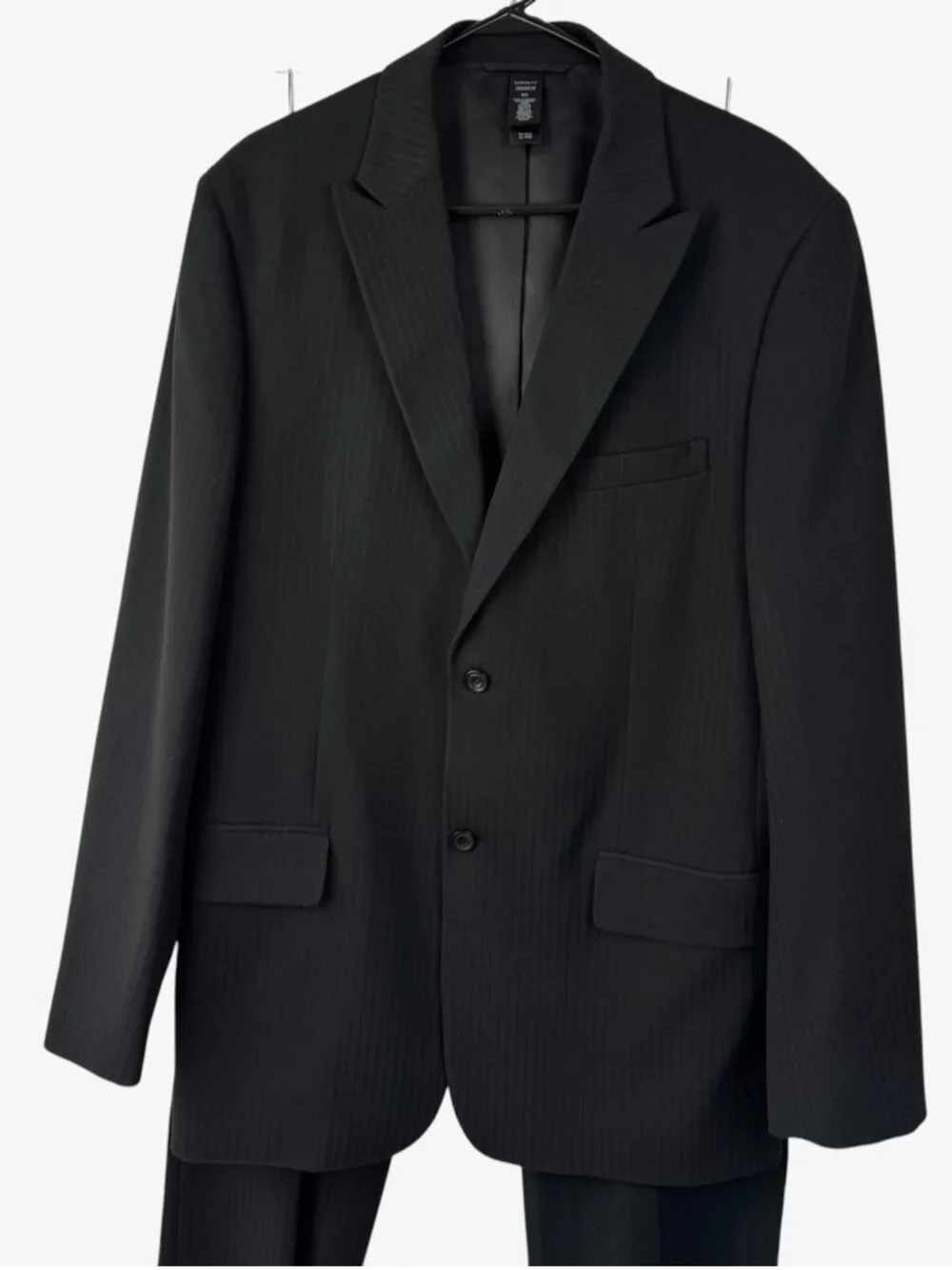 Claiborne Mens Modern Fit Suit 42L W34 L32 Black Pinstripe 2-Piece Set Polyester